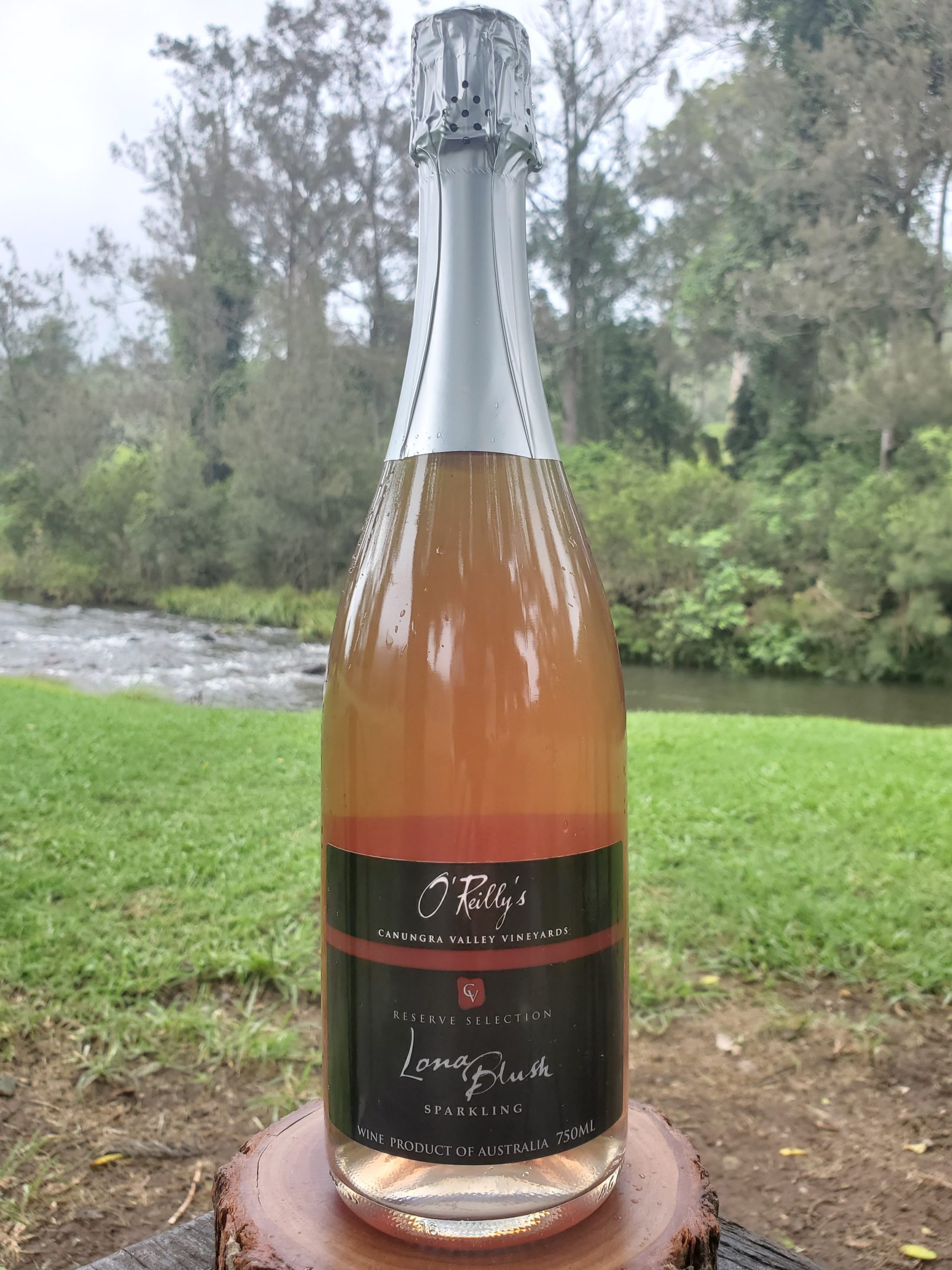 Lona Blush Sparkling Semillon